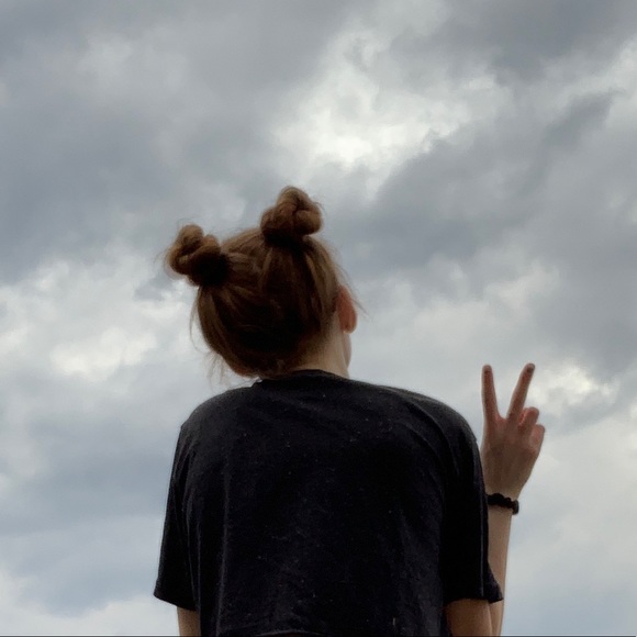 Meet your Posher, Madison - Picture 1 of 1